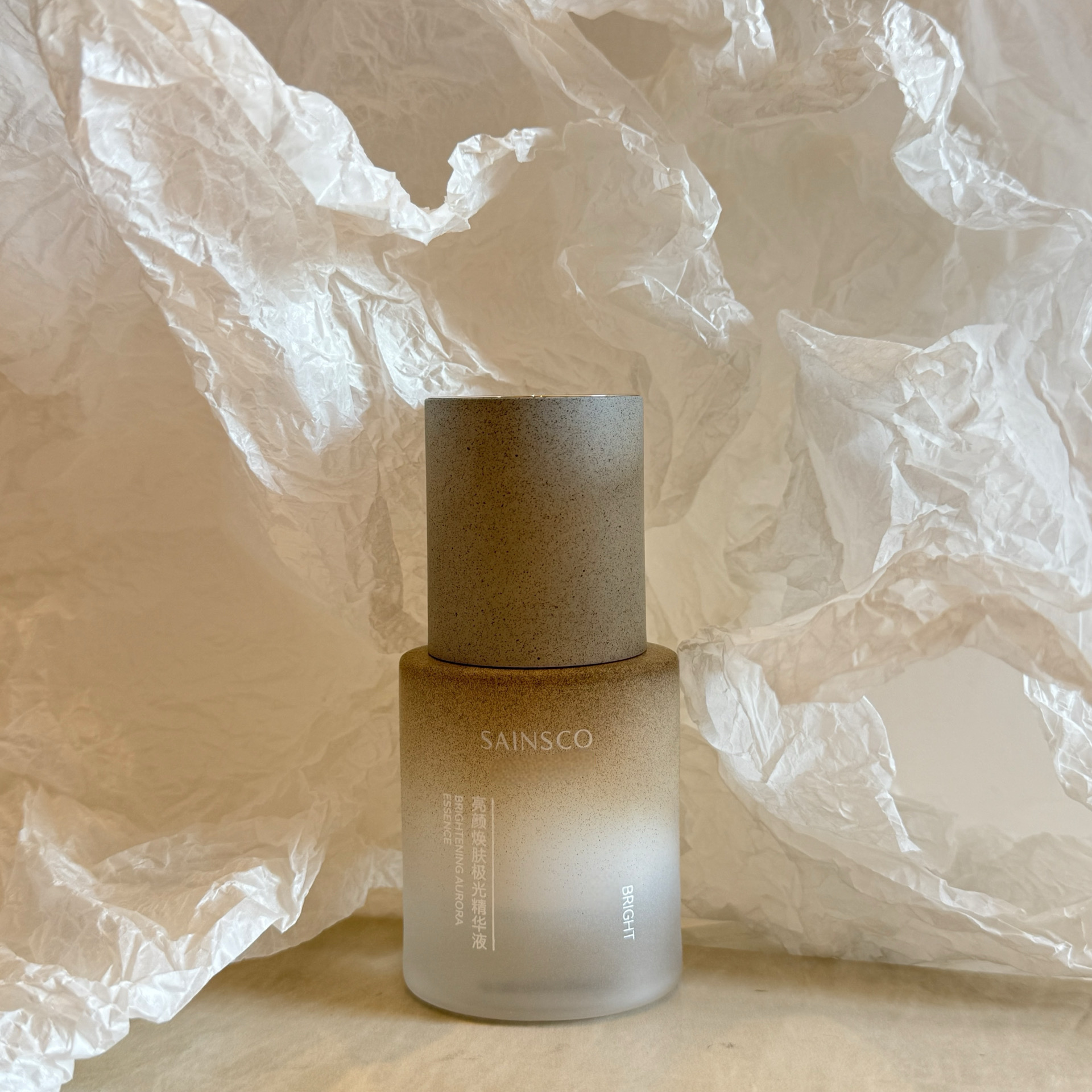 سرم تخصصی ضد لک و روشن کننده برند SAINSCO