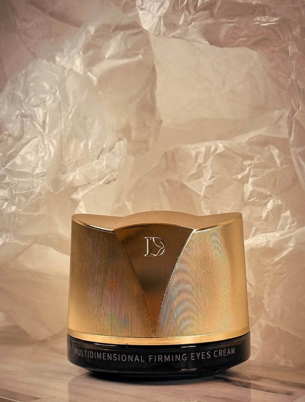 دور چشم تخصصی ضد چروک، جوانساز و آبرسان برند وانلی باترفلای