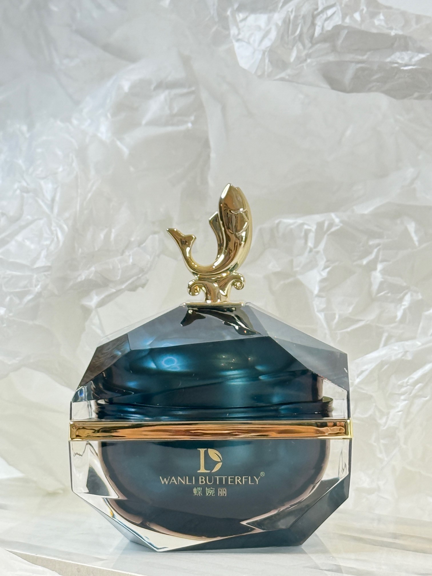 کرم لیفت، سفت کننده و روشن کننده برند وانلی باترفلای